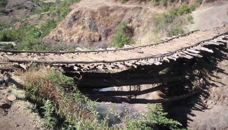 ‏‏גשר בעיר העתיקה אדיס אלם - ליד אמבו - עותק