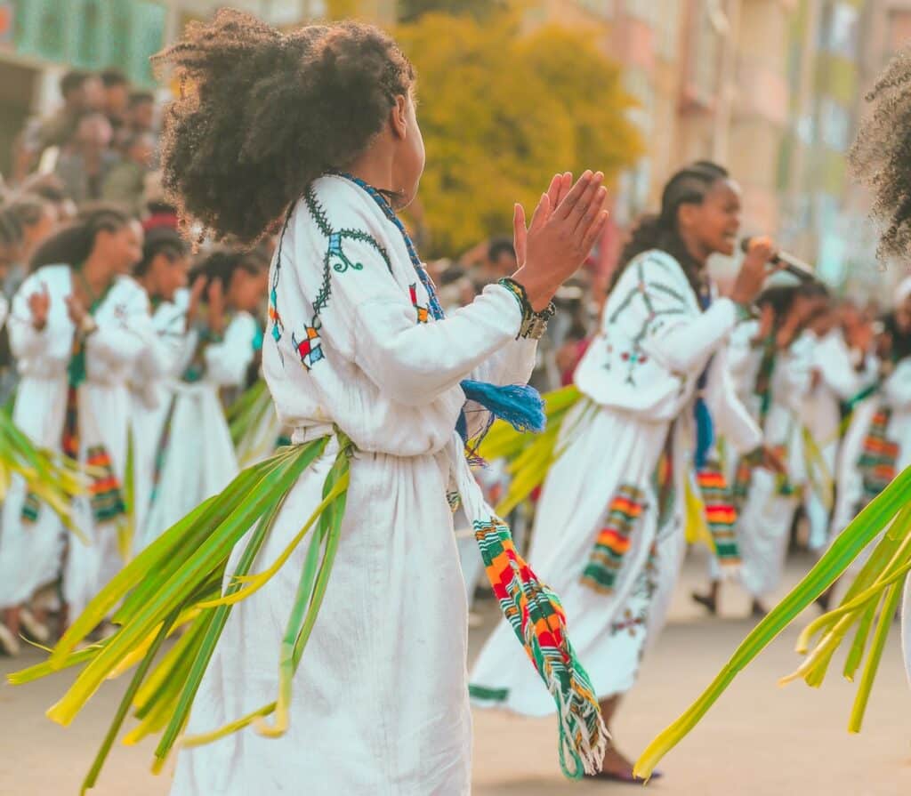 רוקדות בפסטיבל אשנדה